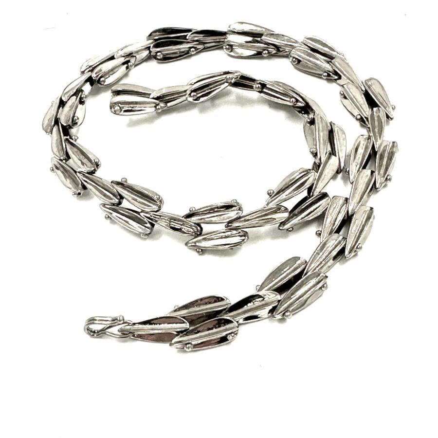 Robert Lee Morris Petite Rhodium Plated Silver Dart Necklace - Image 2