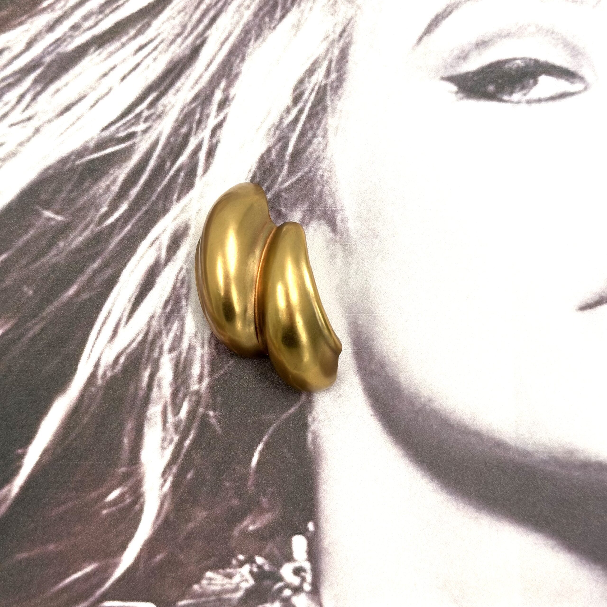 Robert Lee Morris Double Claw Earrings - Image 2