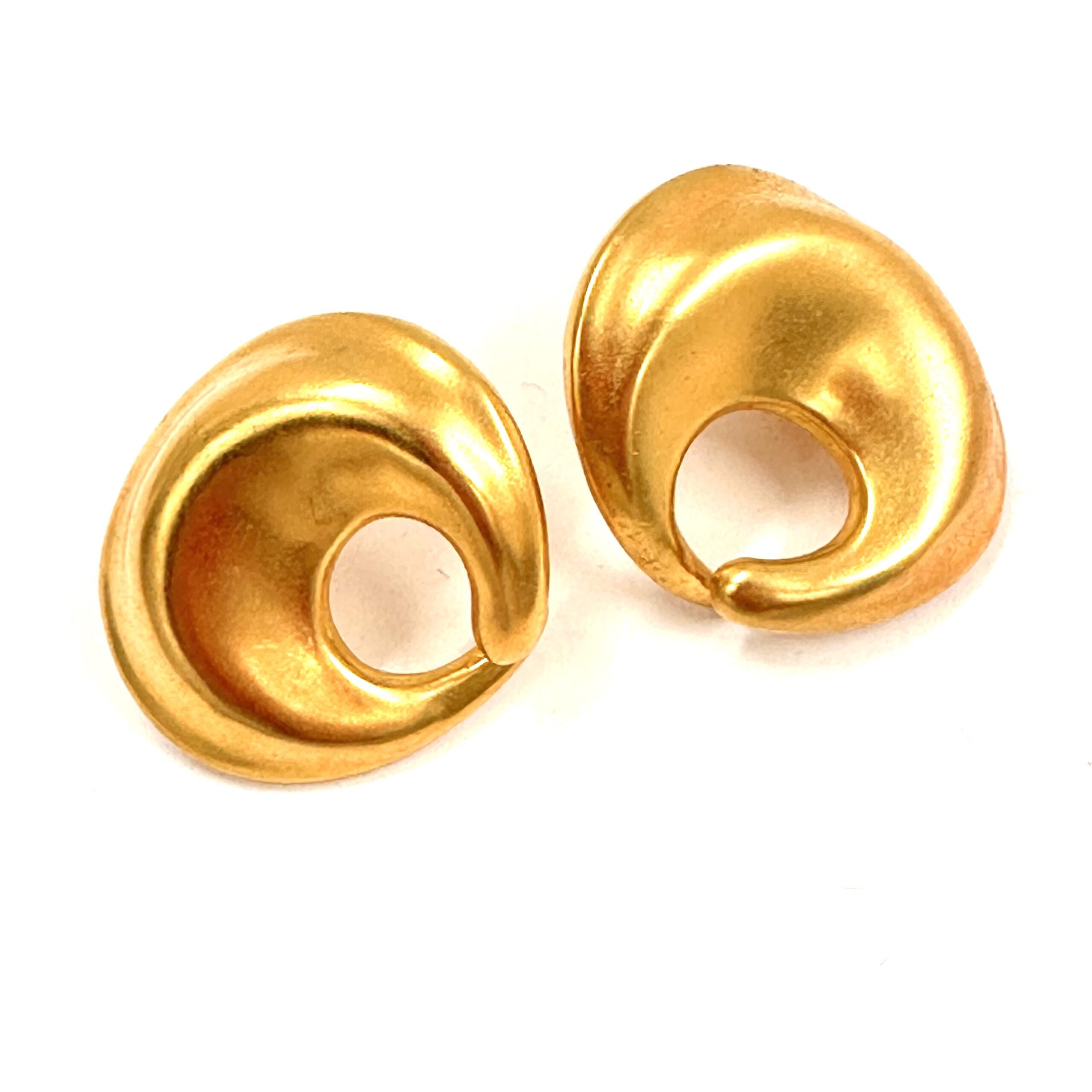 Robert Lee Morris Crab Button Earrings