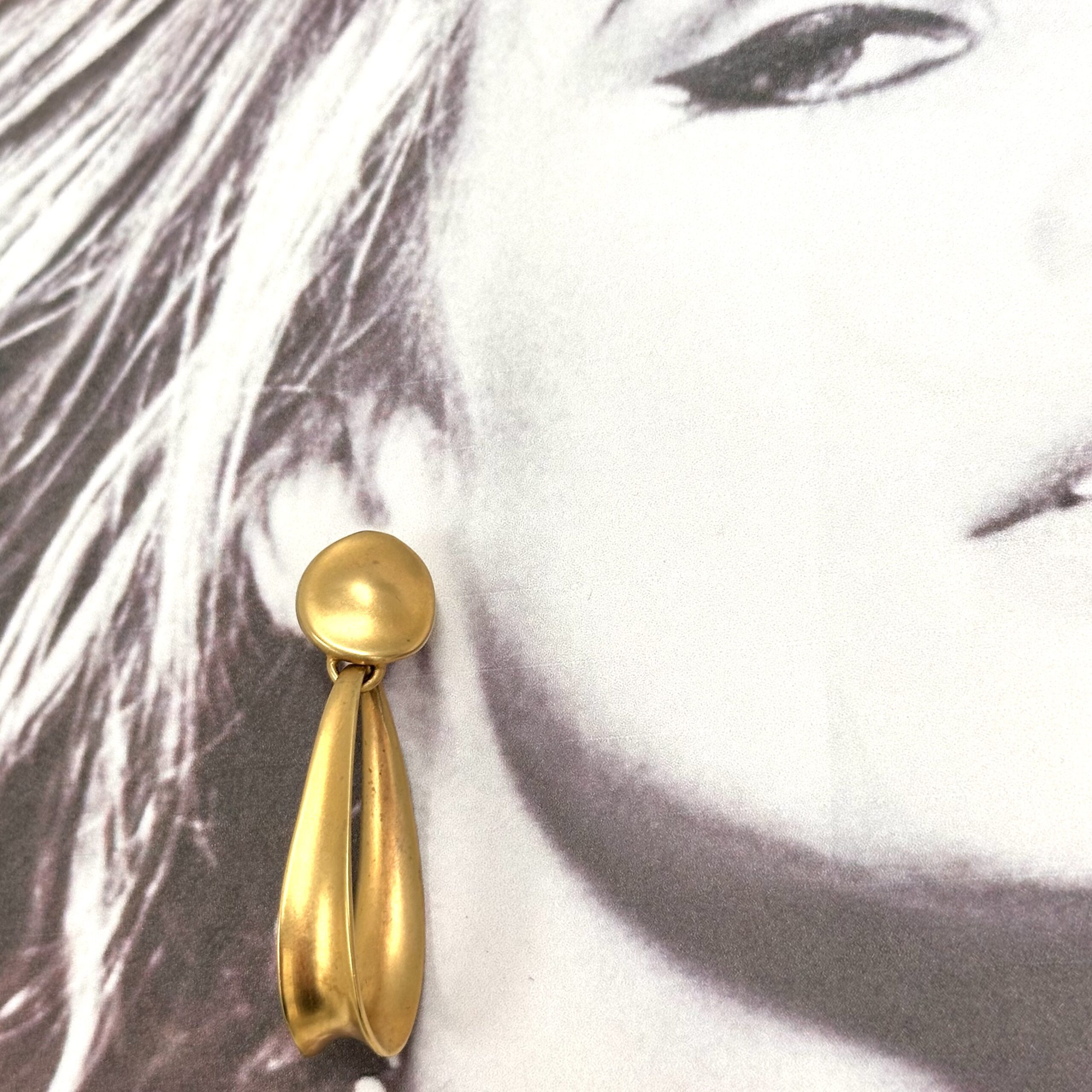 Robert Lee Morris Ribbon Loop Door-knocker Earrings - Image 3