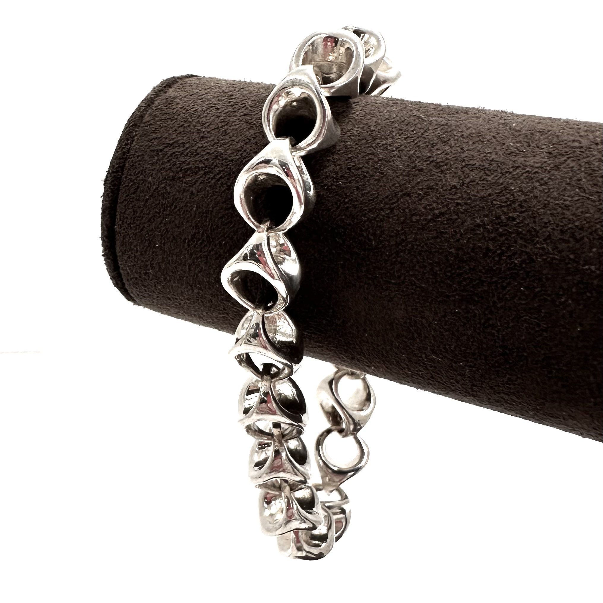 Robert Lee Morris Small Silver Alpha Chain Bracelet - Image 2