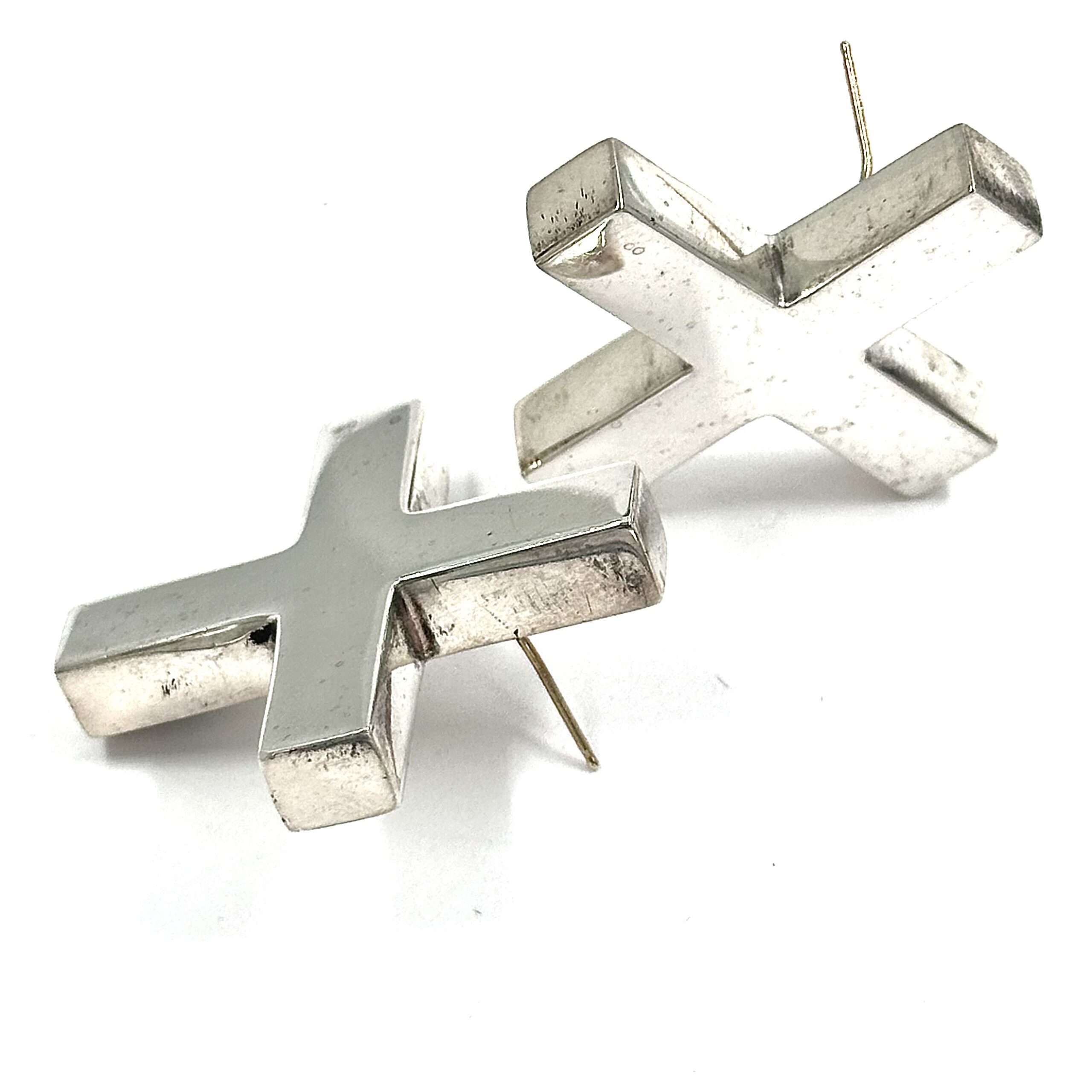 Robert Lee Morris large Silver Cross Earrings - Image 4